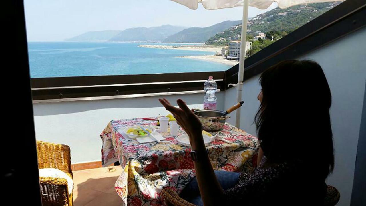 Апартаменти La Casa Di Aurelio Капо-д'Орландо Екстер'єр фото